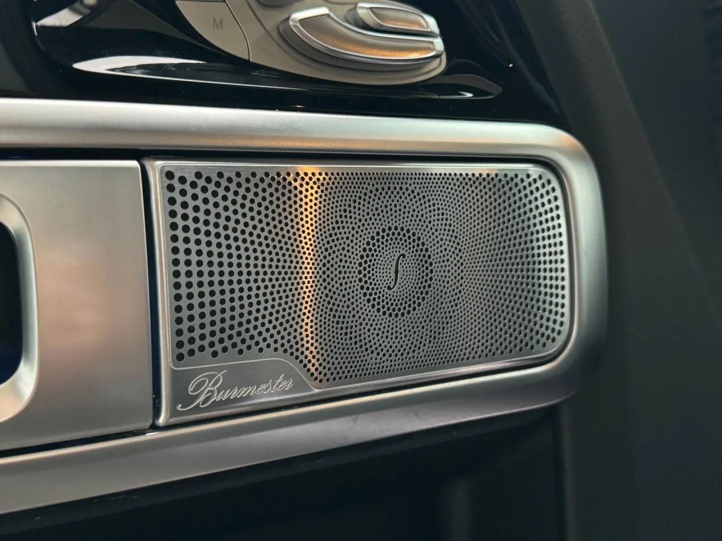 G 400d  AMG Burmester 360  Schiebedach Carbon
