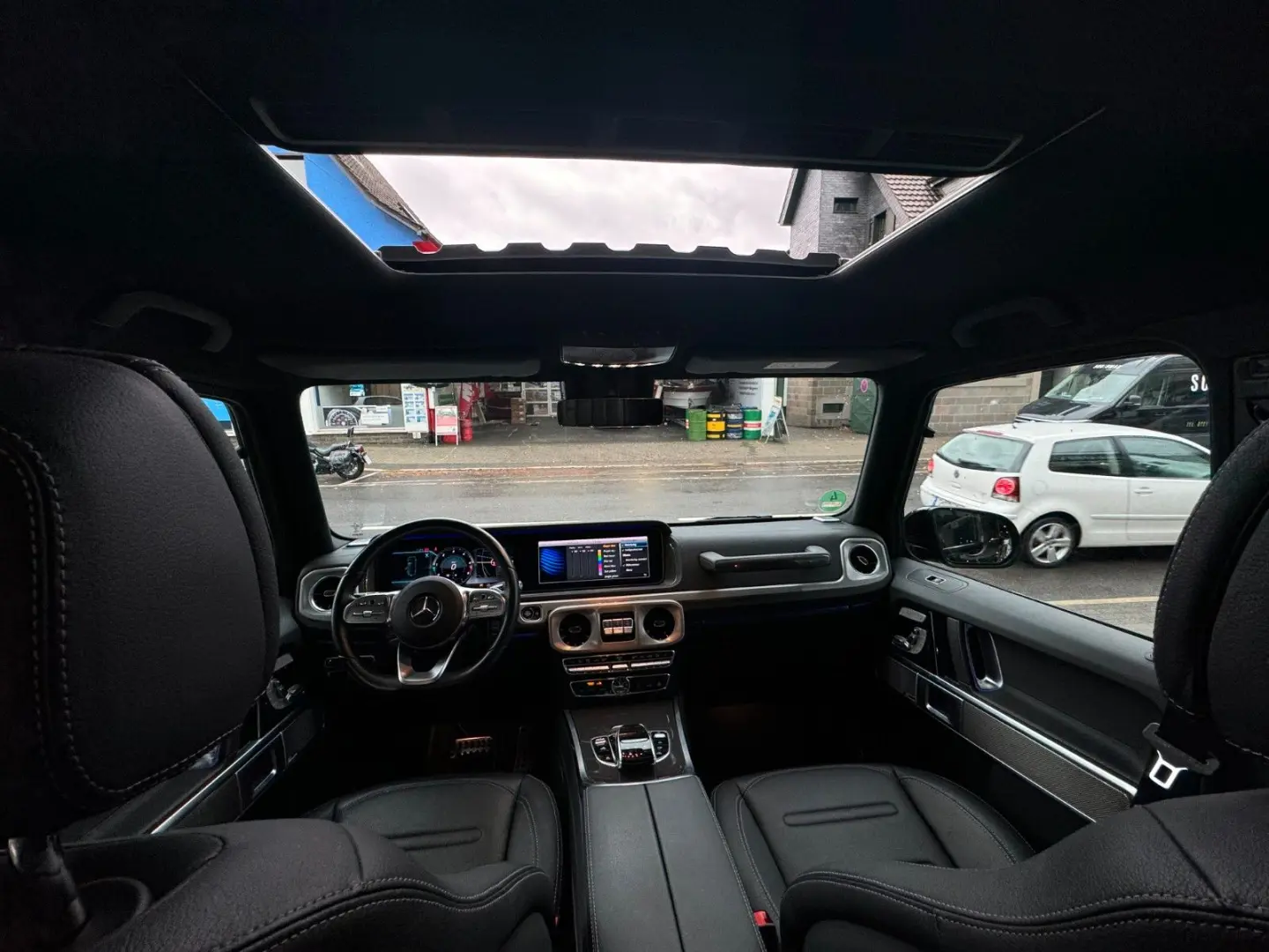 G 400d  AMG Burmester 360  Schiebedach Carbon