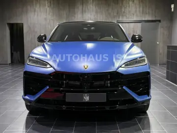 Urus SE BLU GRIFO MATT AD-PERSONAM CARBON 3D B&O