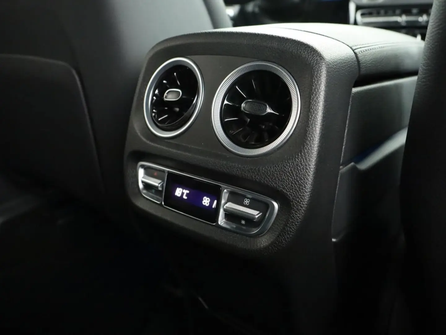 G 400 d  AHK Multibeam Standheizung 360 Kamera