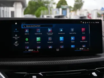 XM  BLACK EDITION-ACC-AHK-23M-LEDER SILVERSTONE