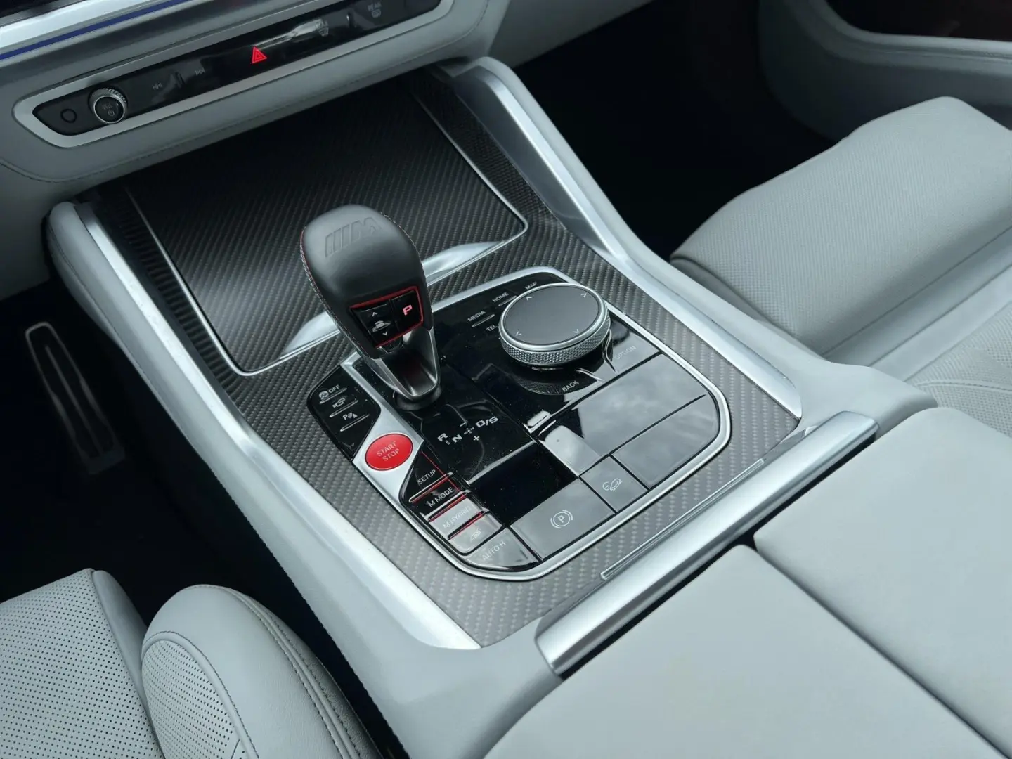 XM 50e  € 1.190 Zubehörbonus AHK Autobahnass.