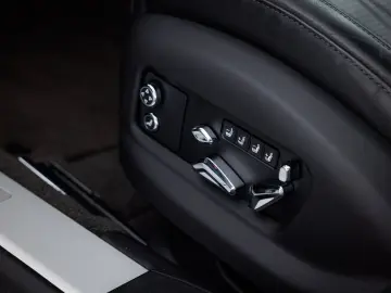 Flying Spur Hybrid MY22