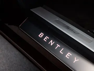 Flying Spur Hybrid MY22