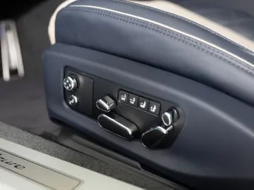 Continental GT V8 Azure