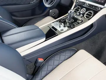 Continental GT V8 Azure