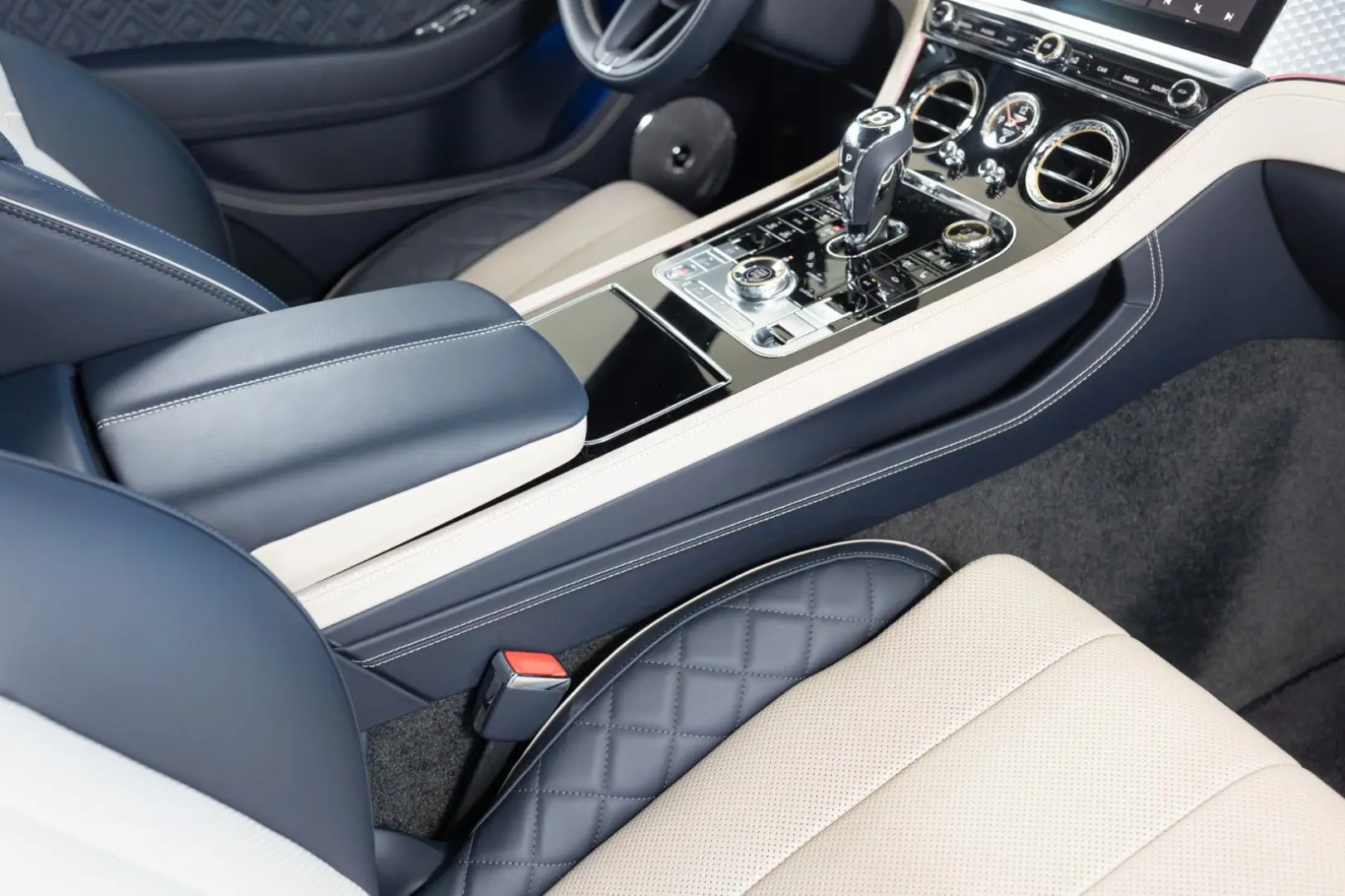 Continental GT V8 Azure