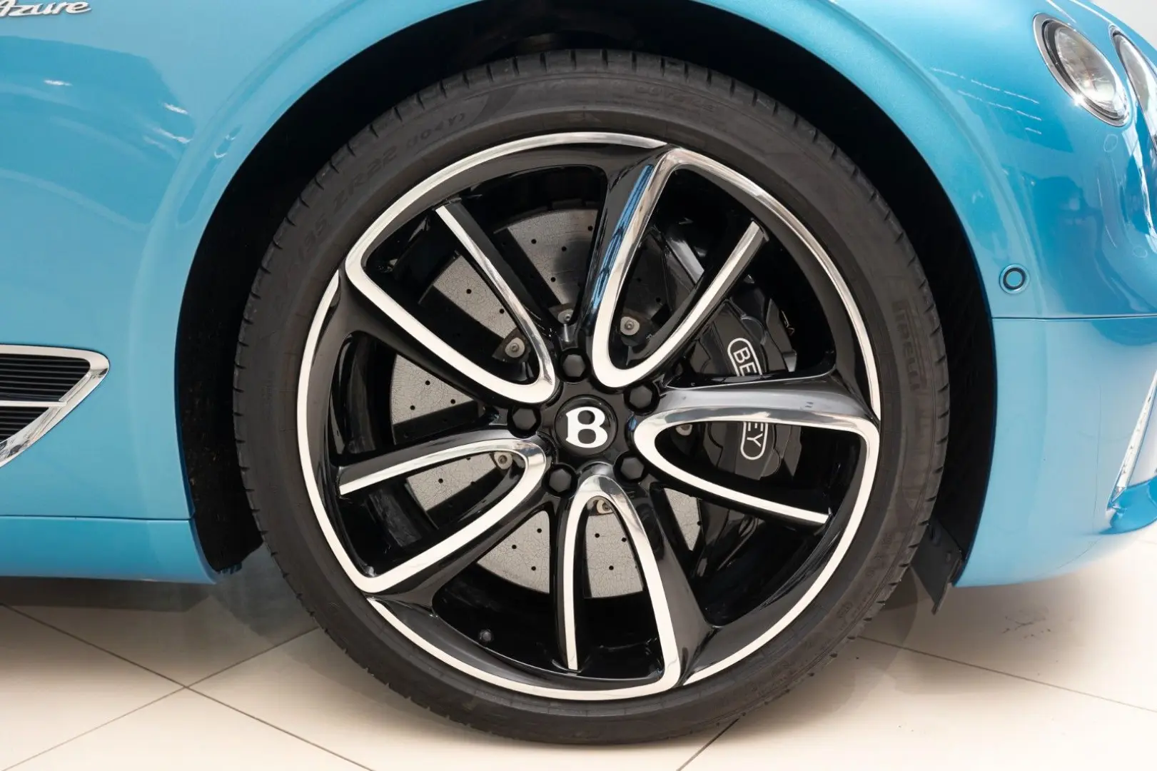 Continental GT V8 Azure