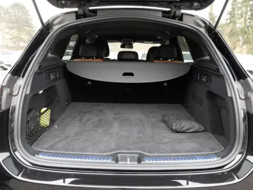 GLC 200 4M AMG-Sport DIGITAL Night Burm Stdhz 20