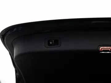 GLC 200 4M AMG-Sport DIGITAL Night Burm Stdhz 20