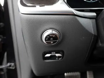 GLC 200 4M AMG-Sport DIGITAL Night Burm Stdhz 20