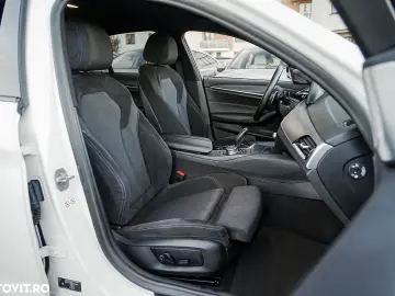BMW Seria 5 530e Aut. M Sport Edition