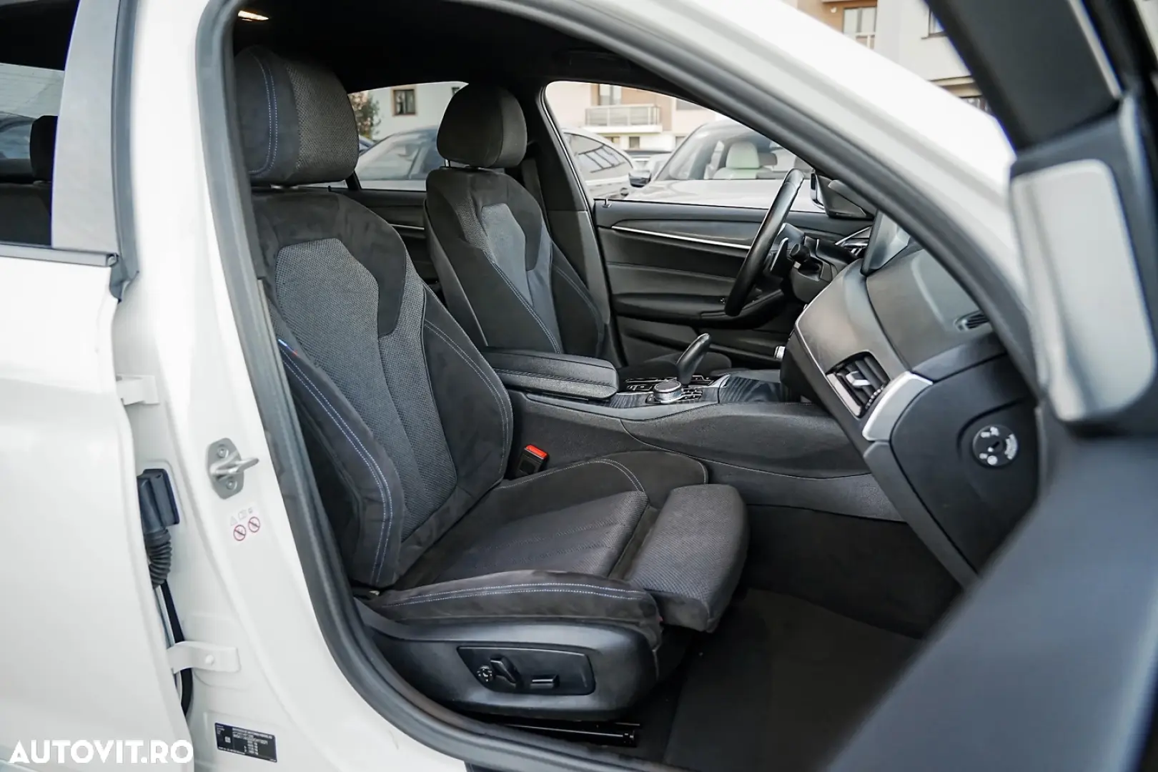 BMW Seria 5 530e Aut. M Sport Edition