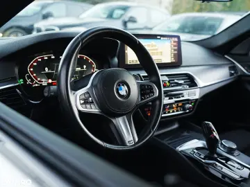 BMW Seria 5 530e Aut. M Sport Edition