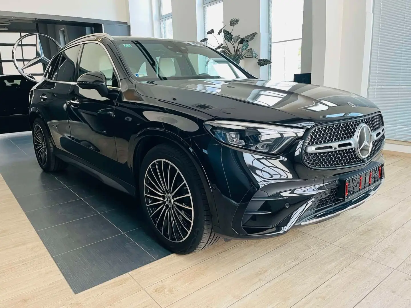 GLC 220 d 4Matic   PANORAMA LED 360 KAMERA