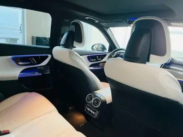 GLC 220 d 4Matic   PANORAMA LED 360 KAMERA