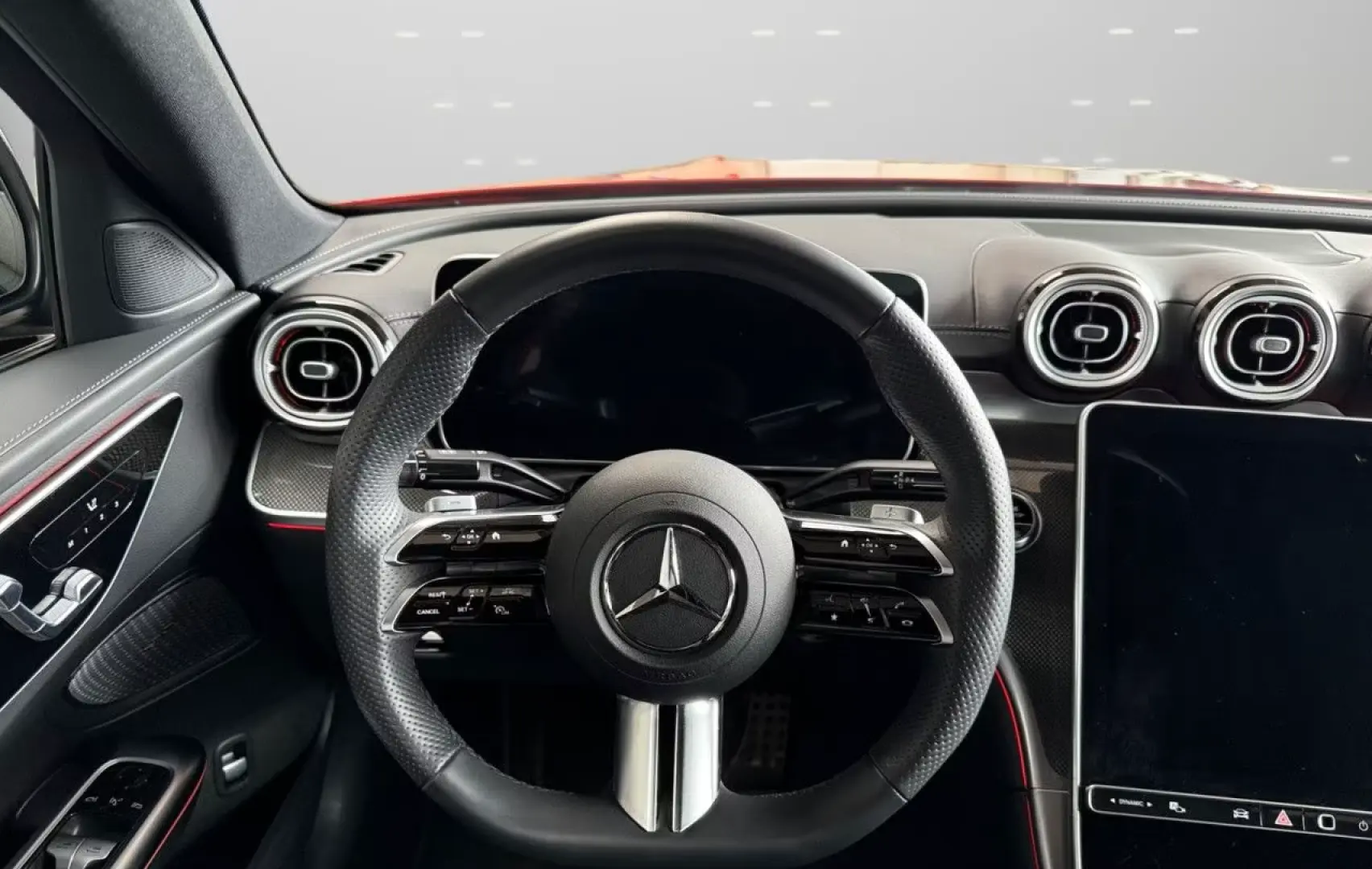 Mercedes-Benz C 180 AMG Premium DigiLight 360