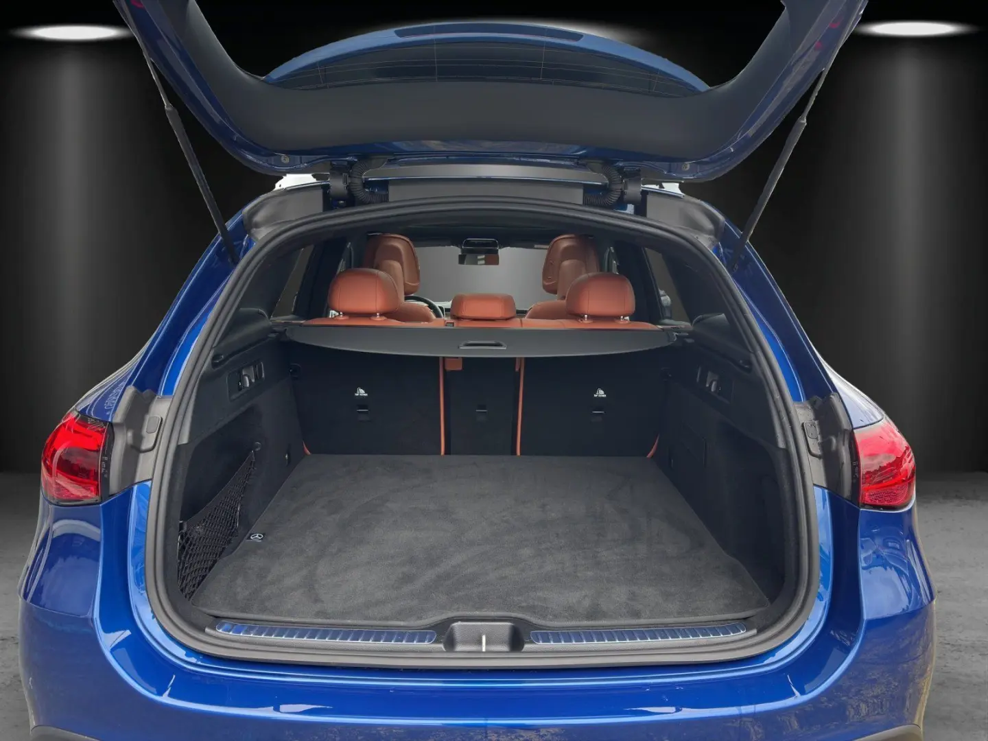 GLC 300 d 4M AMG Distro HUD Pano AHK 360  20