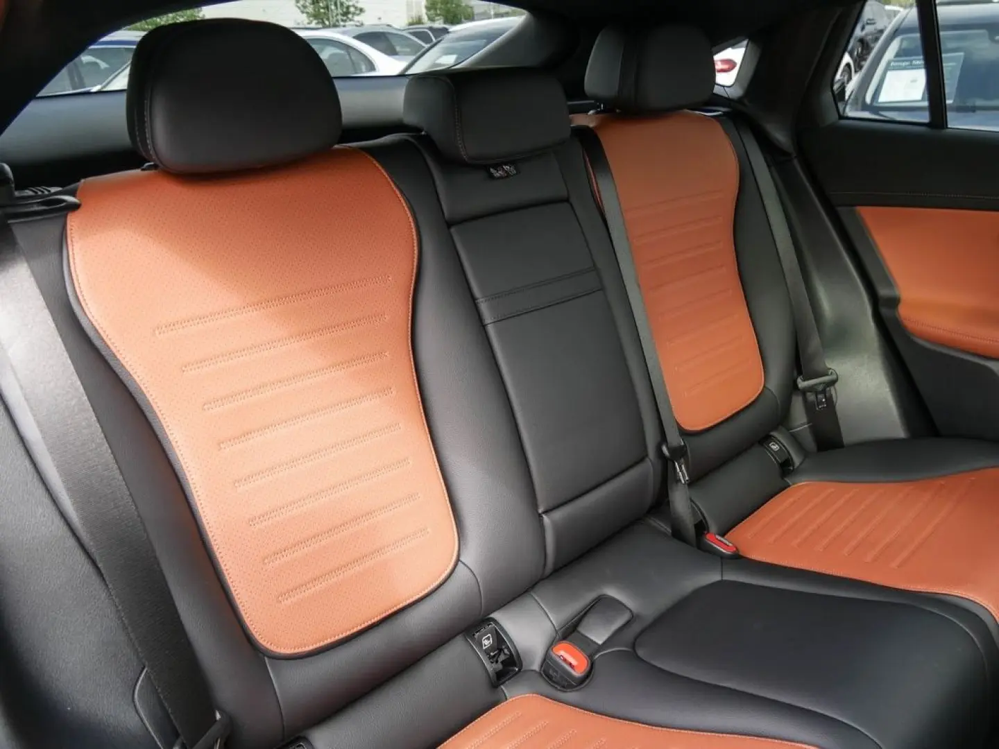 GLC 300 4MATIC Coupé  AMG LED NAVI KEYL PANO AHK