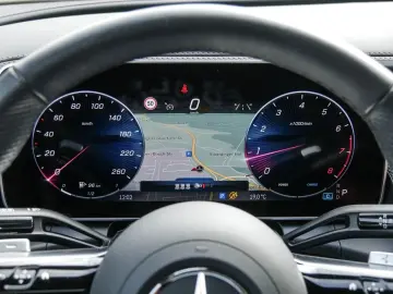 GLC 300 4MATIC Coupé  AMG LED NAVI KEYL PANO AHK