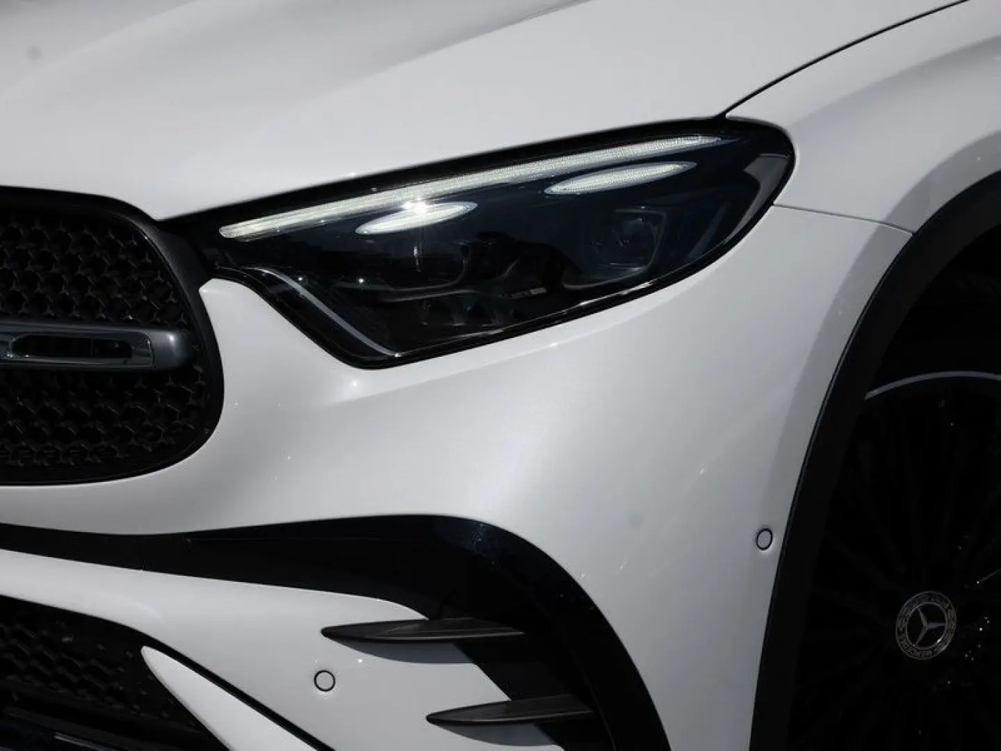 GLC 300 4M AMG-Sport DIGITAL 360 Pano AHK Leder