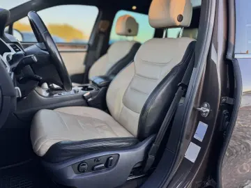 Volkswagen Touareg – Automat – 2011