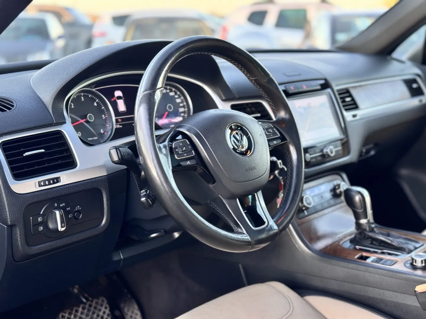 Volkswagen Touareg – Automat – 2011