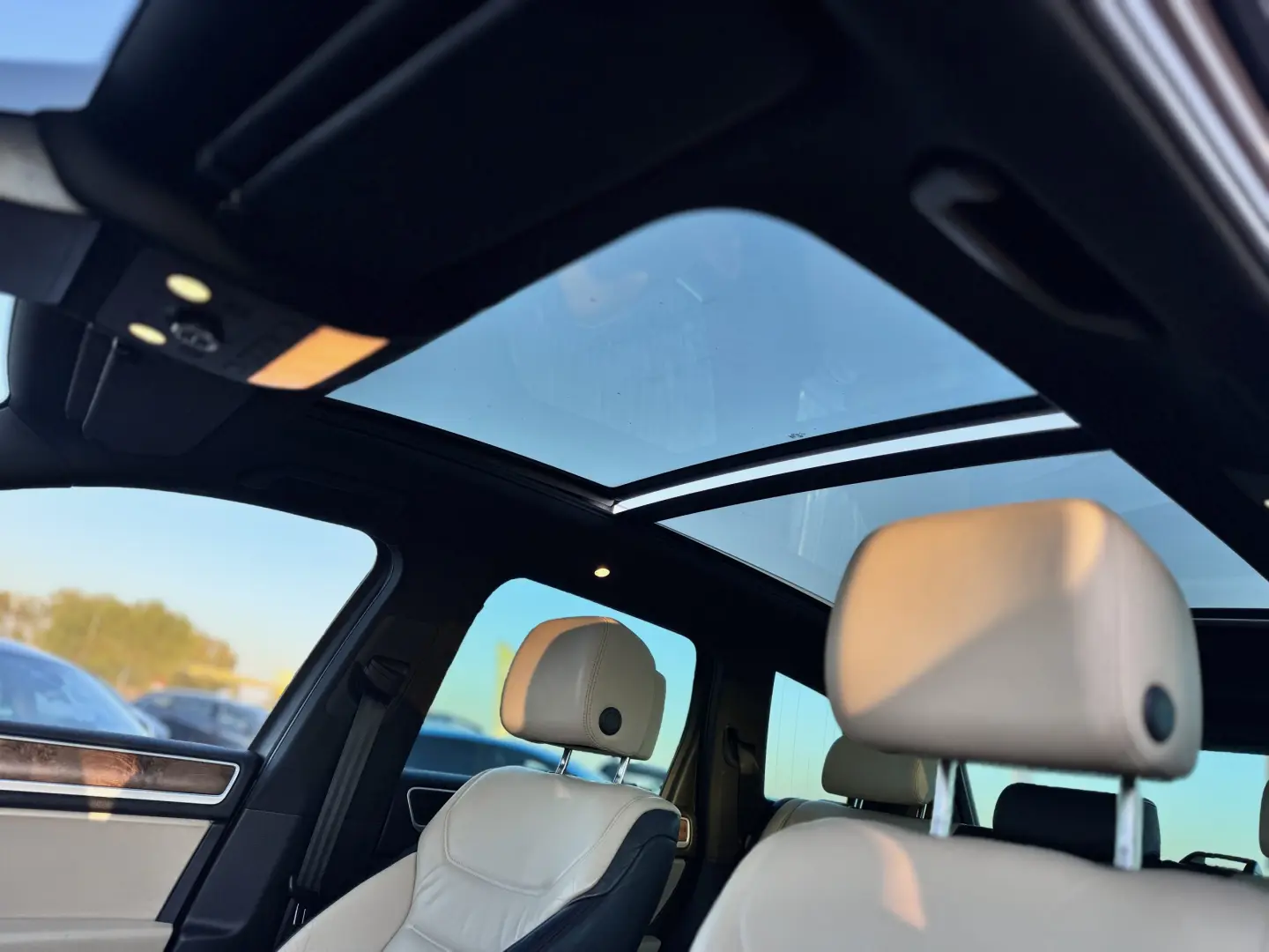 Volkswagen Touareg – Automat – 2011