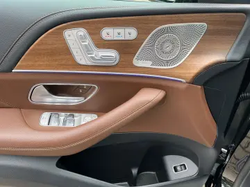 GLE 450 d 4M AMG Pano Burm Distr Sitzkli HUD AIR