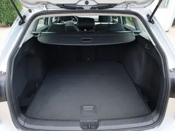 Volkswagen Golf Combi 2.0D 115CP