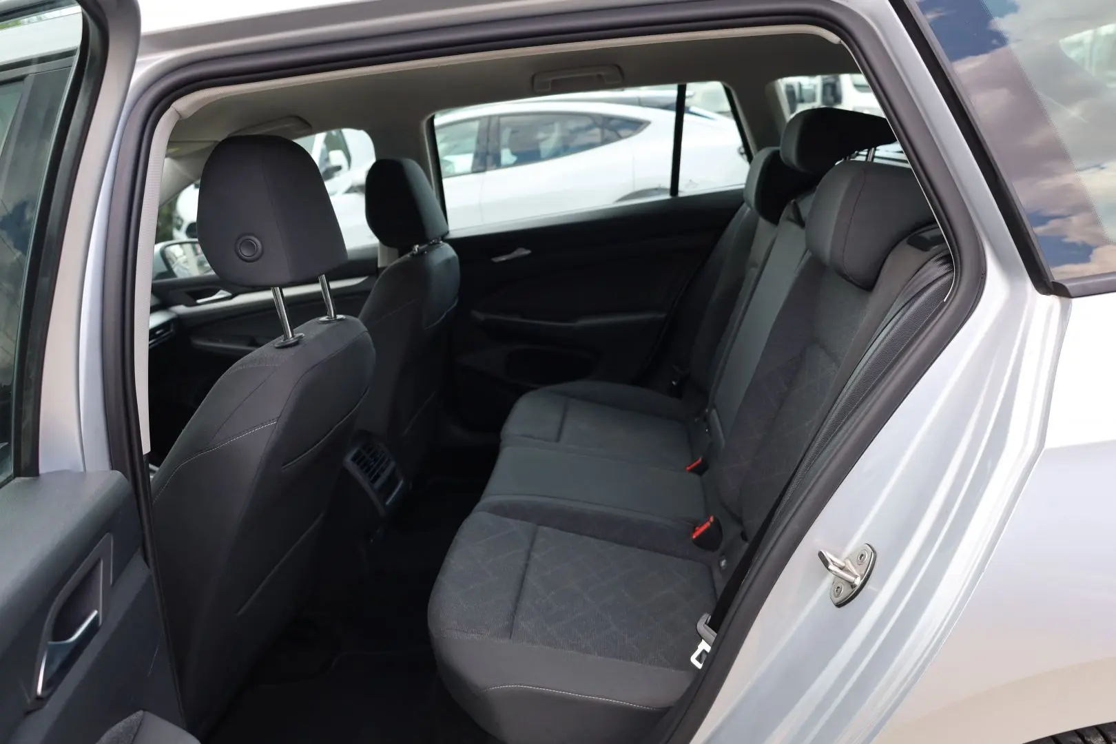 Volkswagen Golf Combi 2.0D 115CP