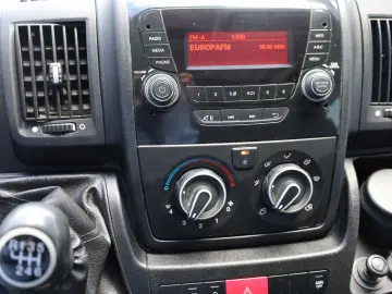 Peugeot Boxer 2.0 130 HP L2H2 cu 7 locuri