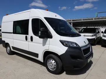 Peugeot Boxer 2.0 130 HP L2H2 cu 7 locuri
