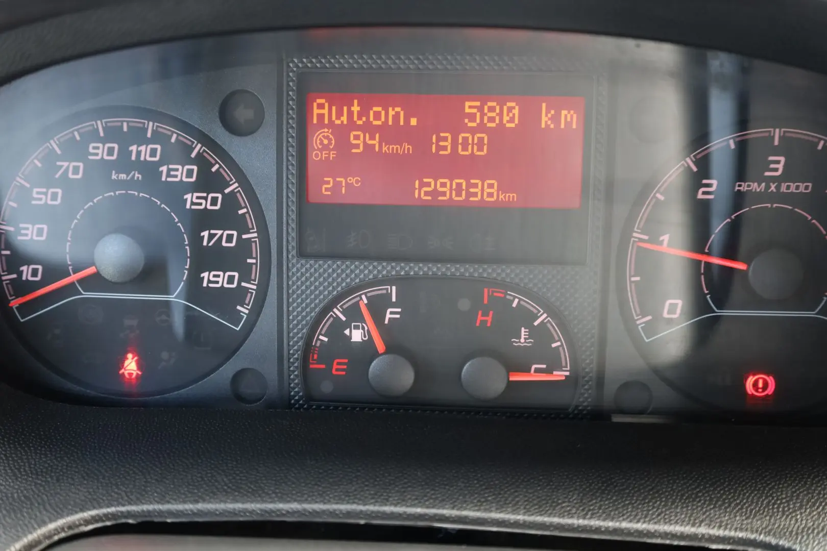 Peugeot Boxer 2.0 130 HP L2H2 cu 7 locuri