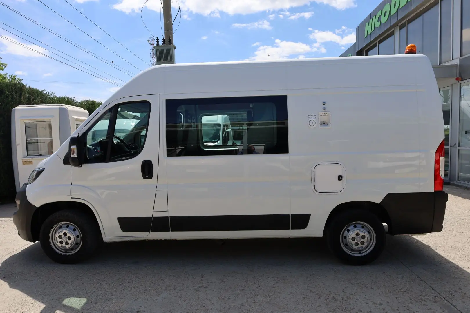 Peugeot Boxer 2.0 130 HP L2H2 cu 7 locuri