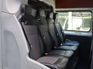 Peugeot Boxer 2.0 130 HP L2H2 cu 7 locuri