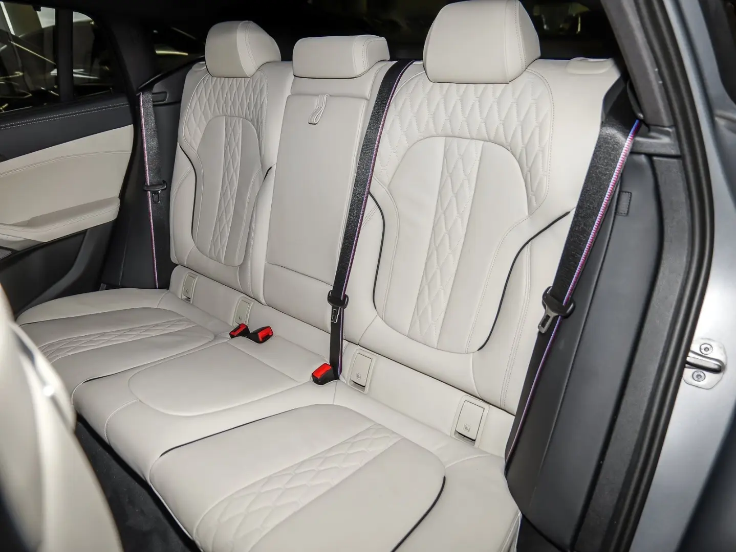 X6 xDrive30d M Sport PANO RFK NAVI LED Massage