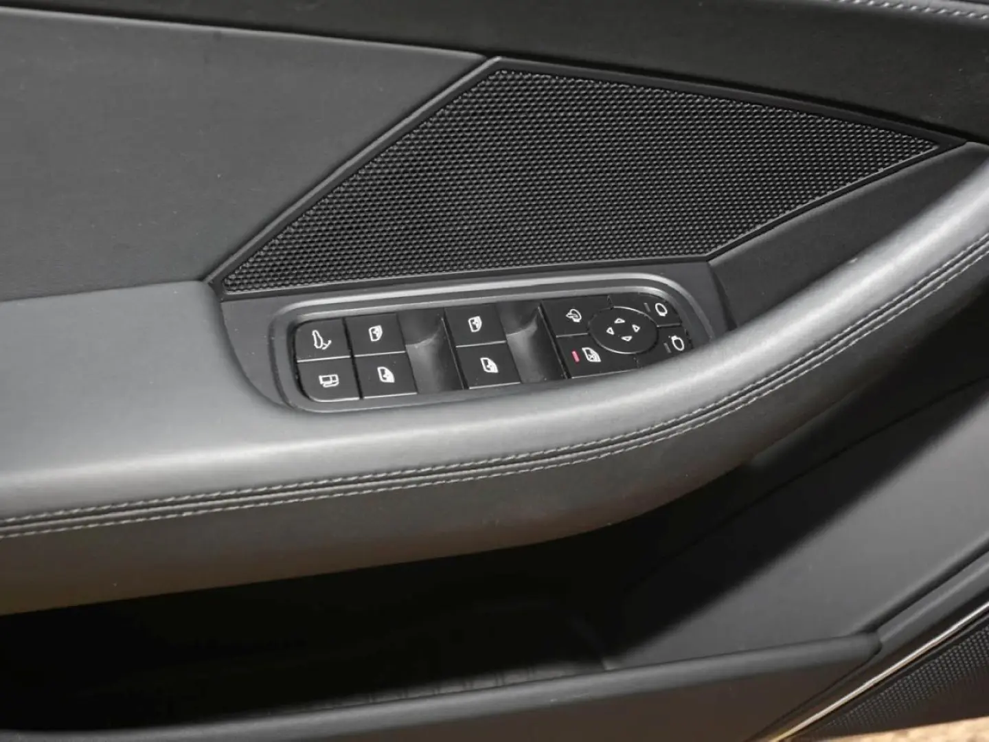 Panamera 4 E-Hybrid Platinum Edition HeadUp Bose