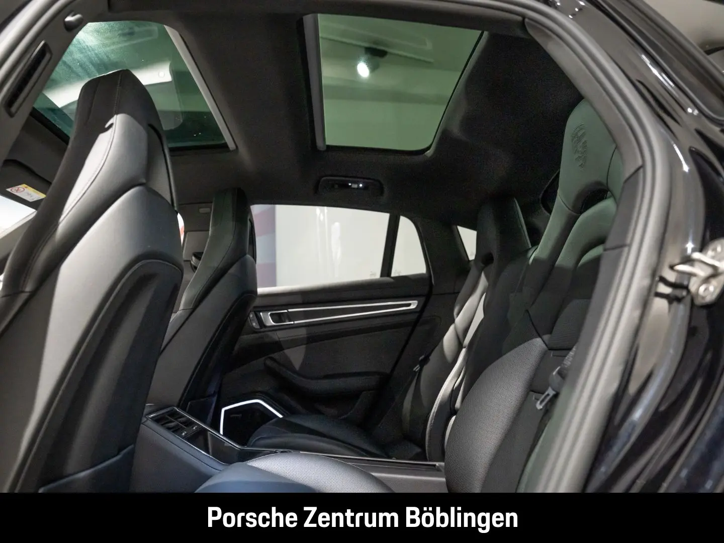 Panamera 4 E-Hybrid Platinum Edition HA-Lenkung