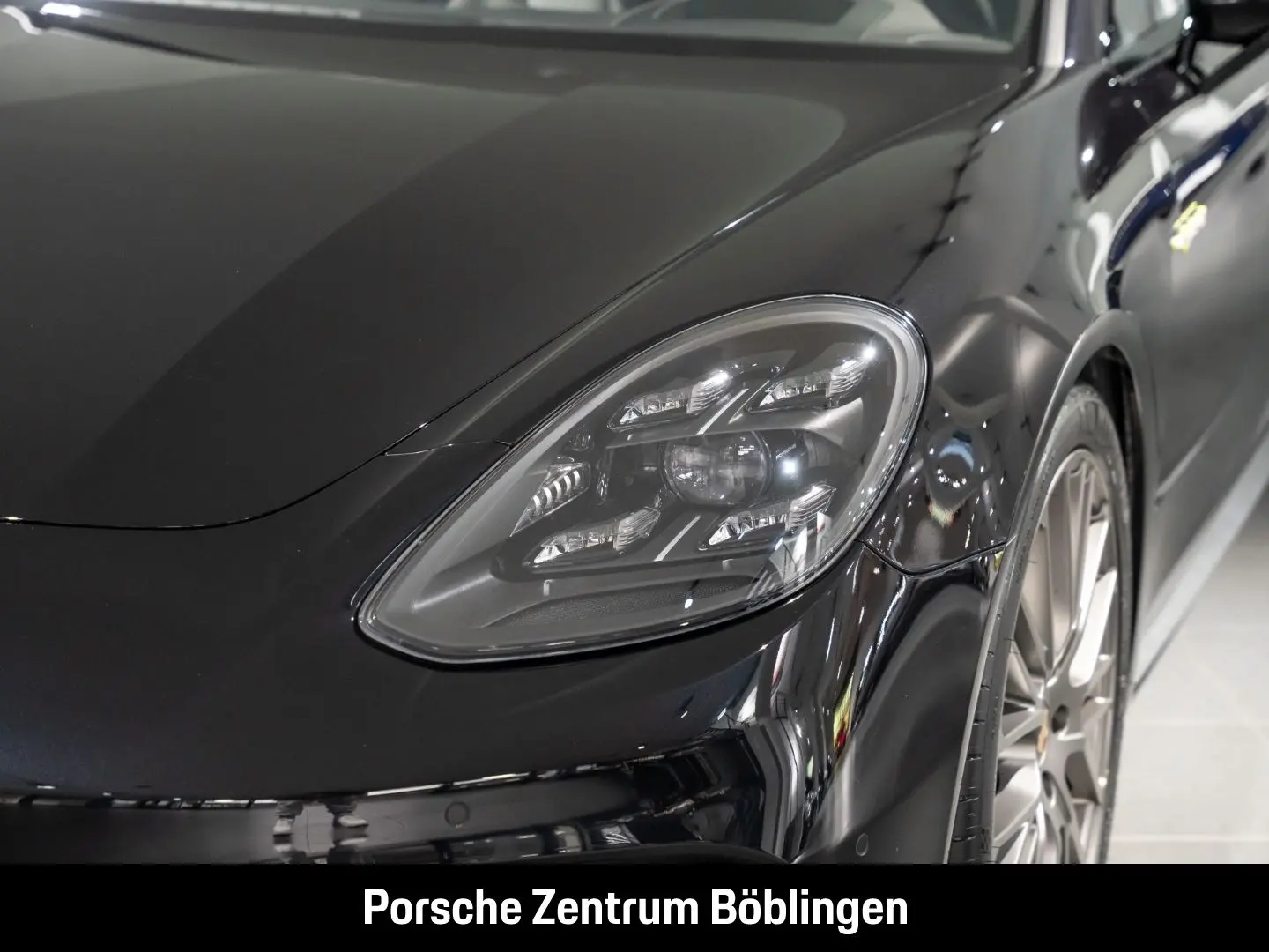 Panamera 4 E-Hybrid Platinum Edition HA-Lenkung