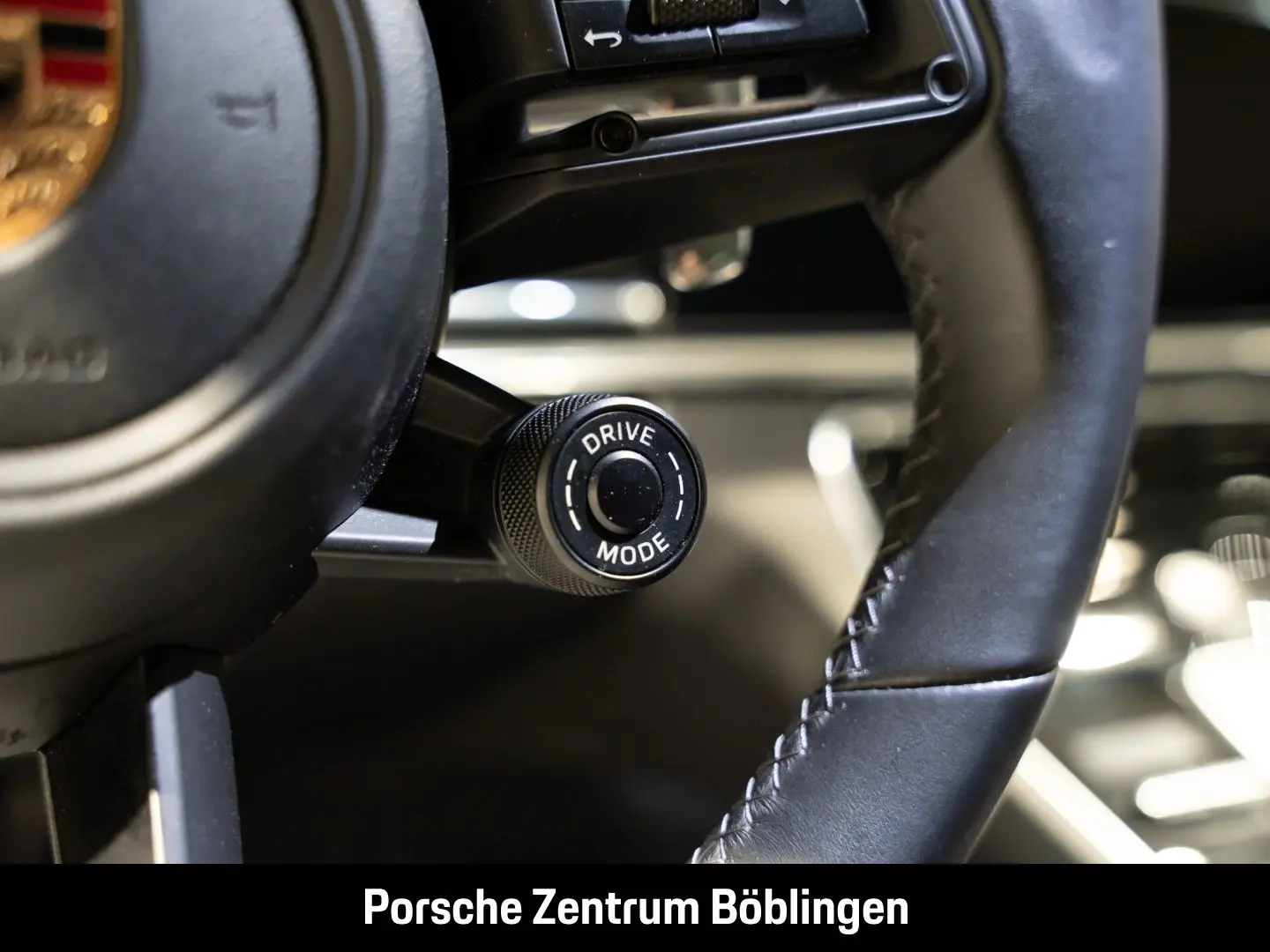 Panamera 4 E-Hybrid Platinum Edition HA-Lenkung