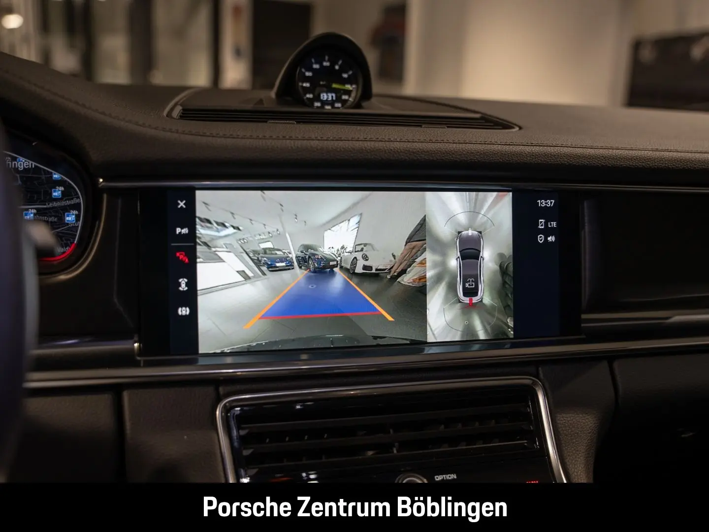 Panamera 4 E-Hybrid Platinum Edition HA-Lenkung