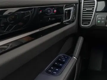 Cayenne Approved Pano 360 ACC Sport Chrono Paket