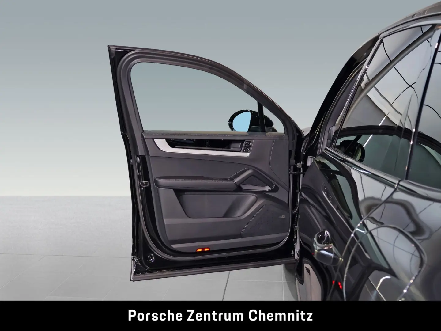 Cayenne E-Hybrid Luft;BOSE;Pano;14-Wege Sitze