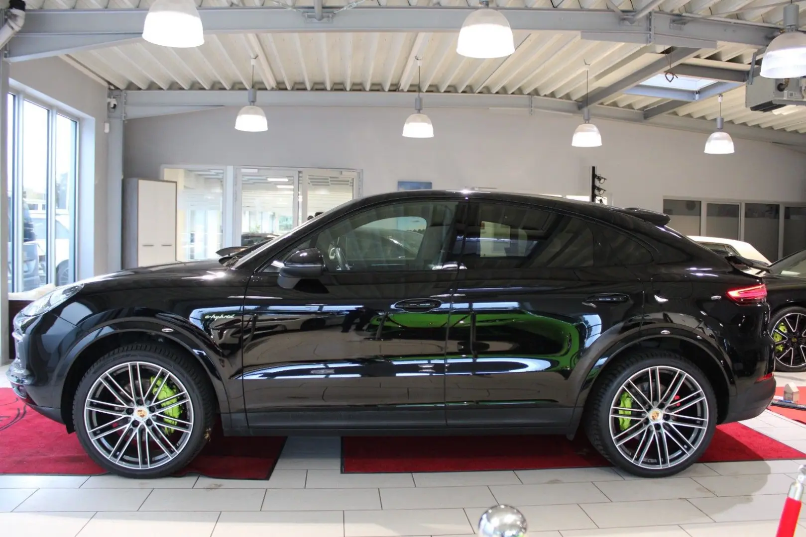 Cayenne Coupe E-Hybrid Panorama  AHK