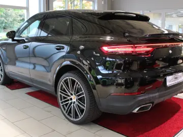 Cayenne Coupe E-Hybrid Panorama  AHK
