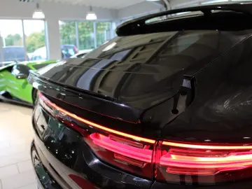 Cayenne Coupe E-Hybrid Panorama  AHK