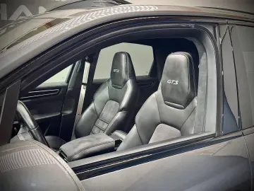 Cayenne GTS 05.2027 APPROVED Matrix-LED Navi