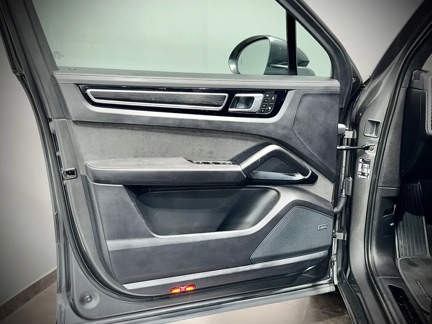 Cayenne GTS 05.2027 APPROVED Matrix-LED Navi