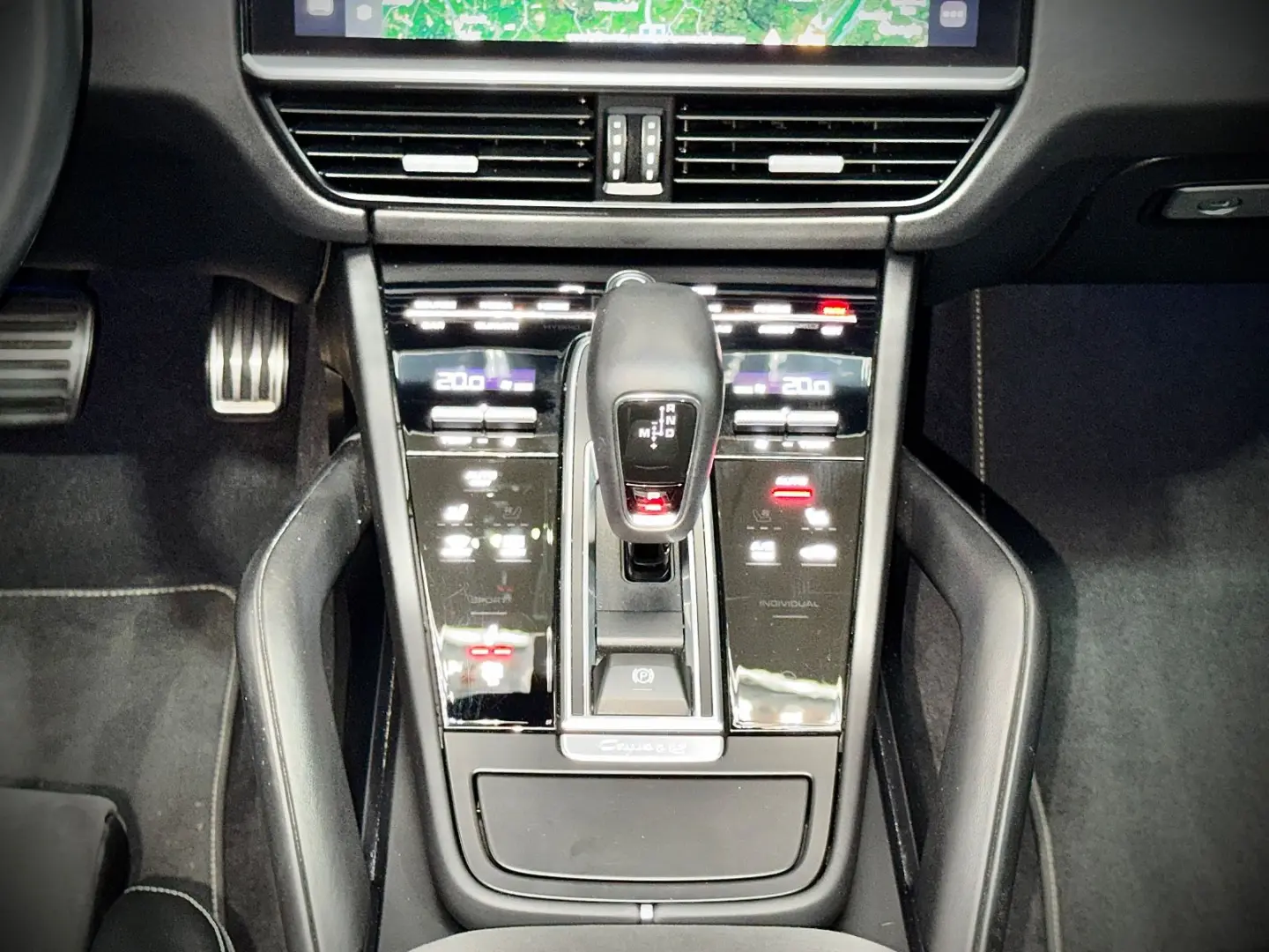 Cayenne GTS 05.2027 APPROVED Matrix-LED Navi